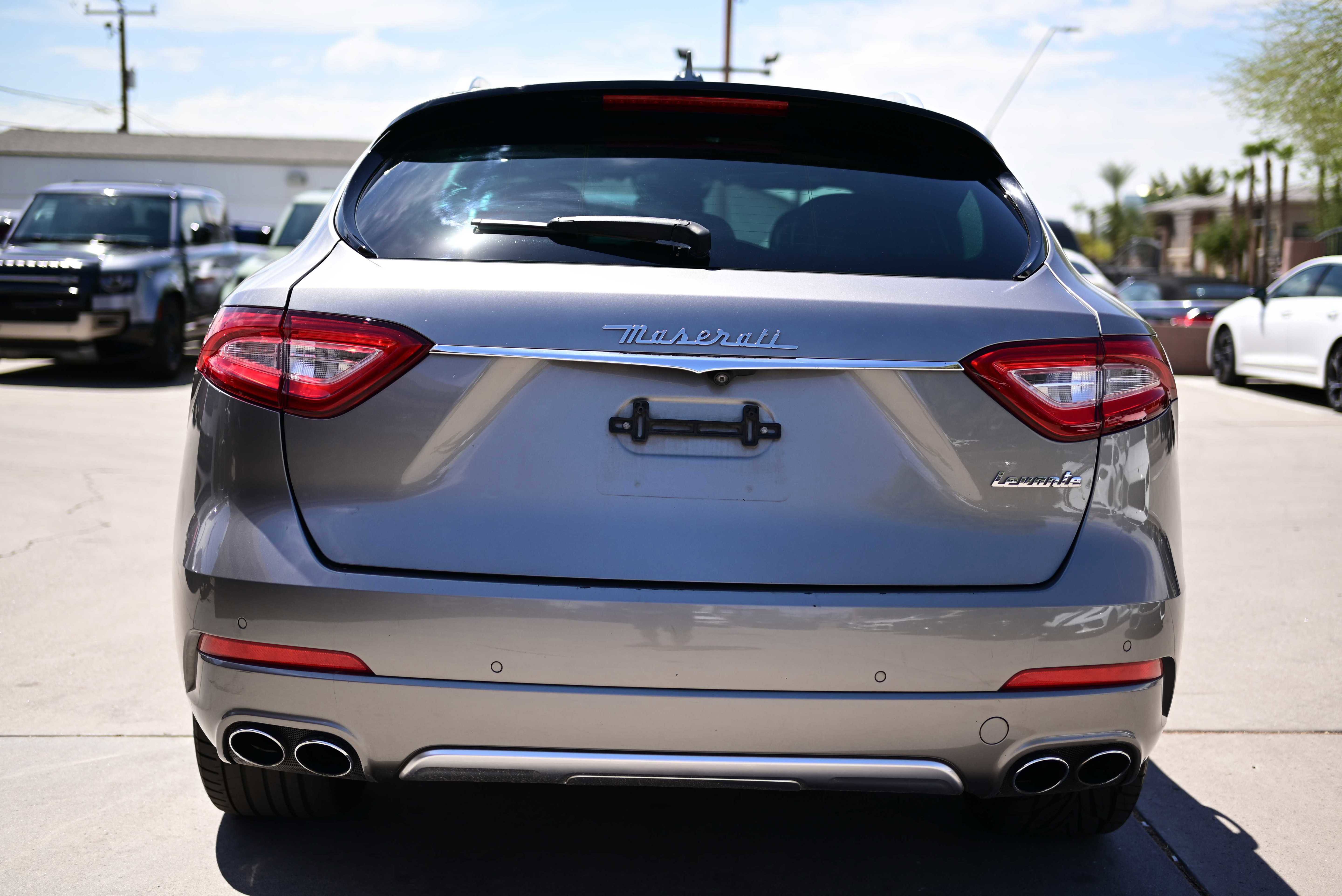 Used 2017 Maserati Levante S image 6