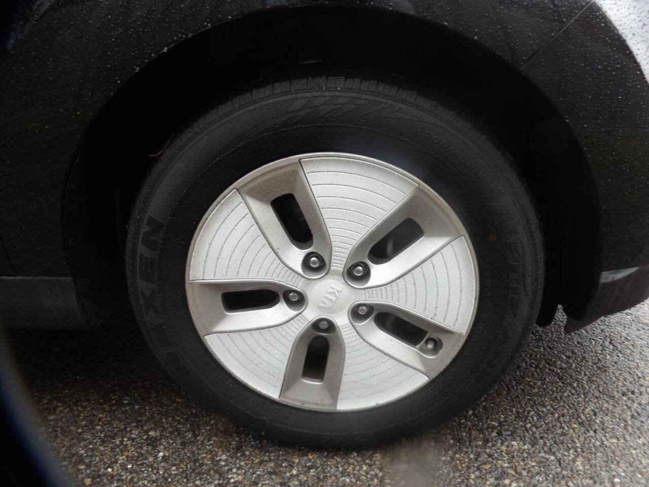 Used 2016 Kia Soul EV FWD image 23