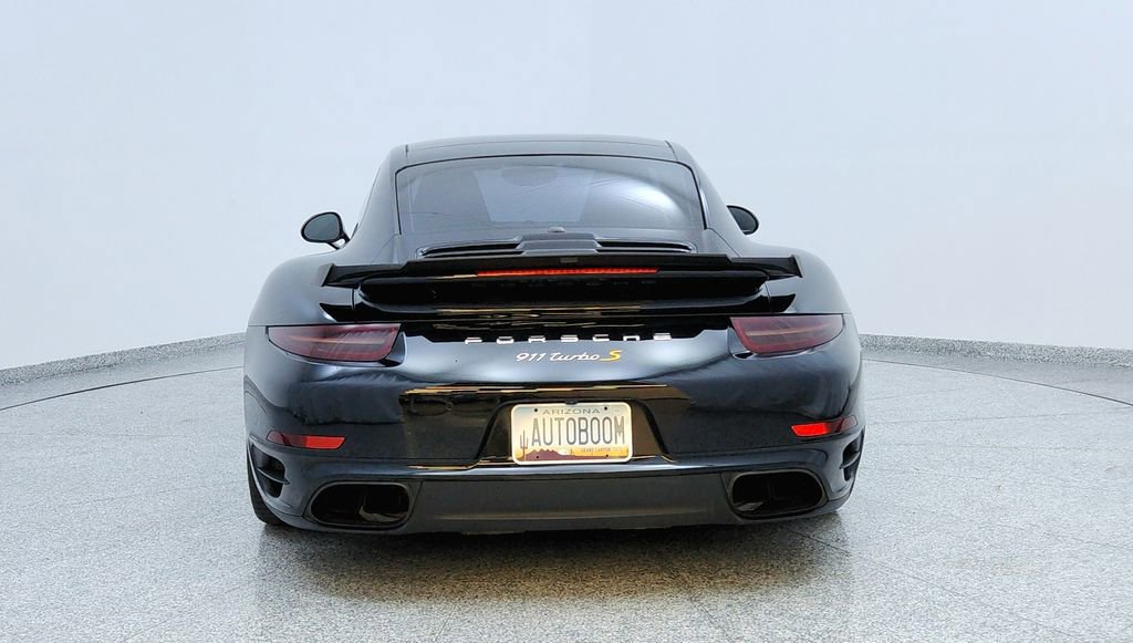 Used 2014 Porsche 911 Turbo S image 4