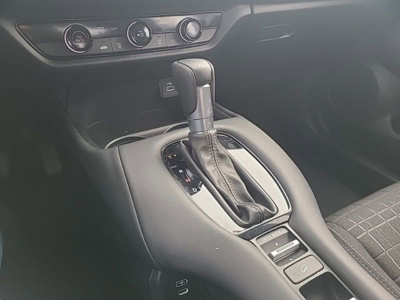 Used 2024 Honda HR-V LX image 16