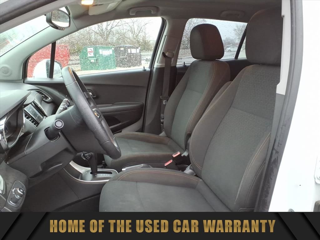 Used 2020 Chevrolet Trax LS w/ Tint and Cruise Package image 15