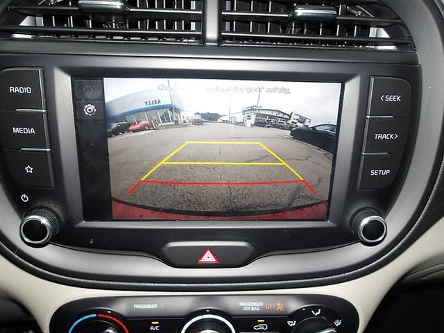 Certified 2024 Kia Soul LX FWD image 19