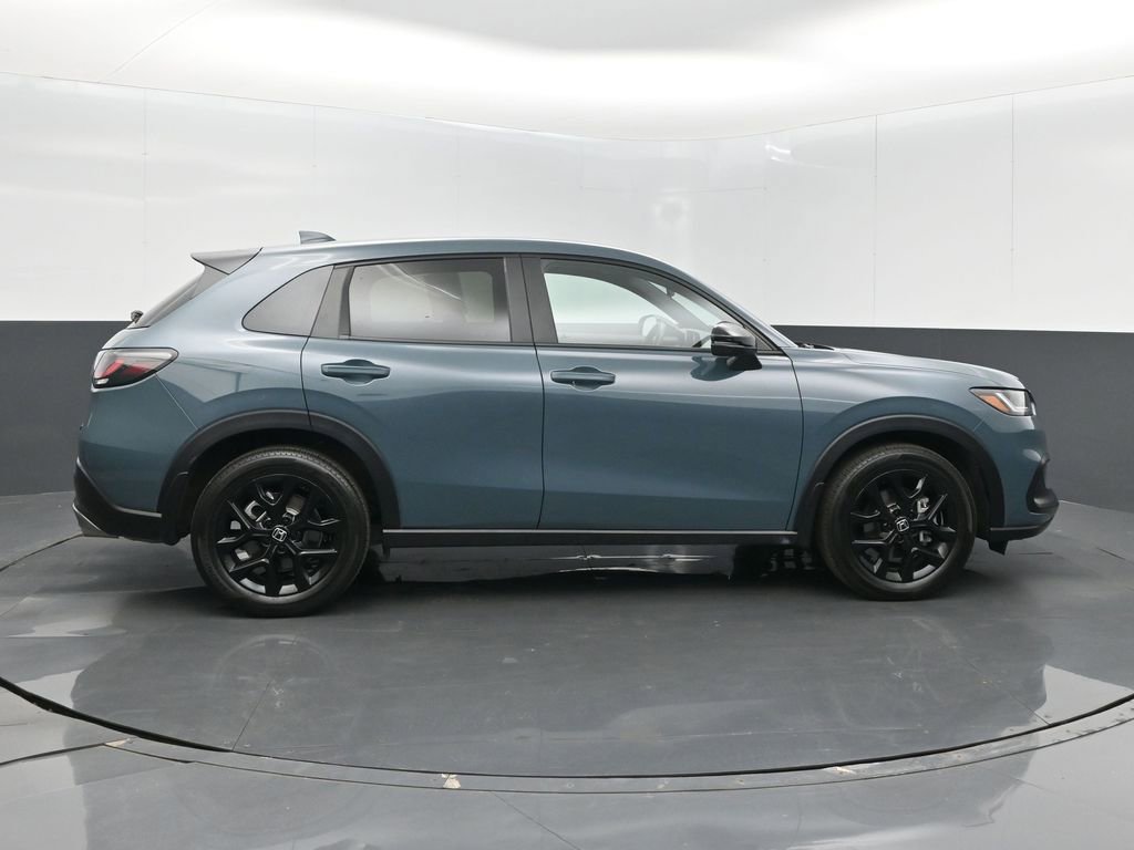 Certified 2025 Honda HR-V Sport image 25