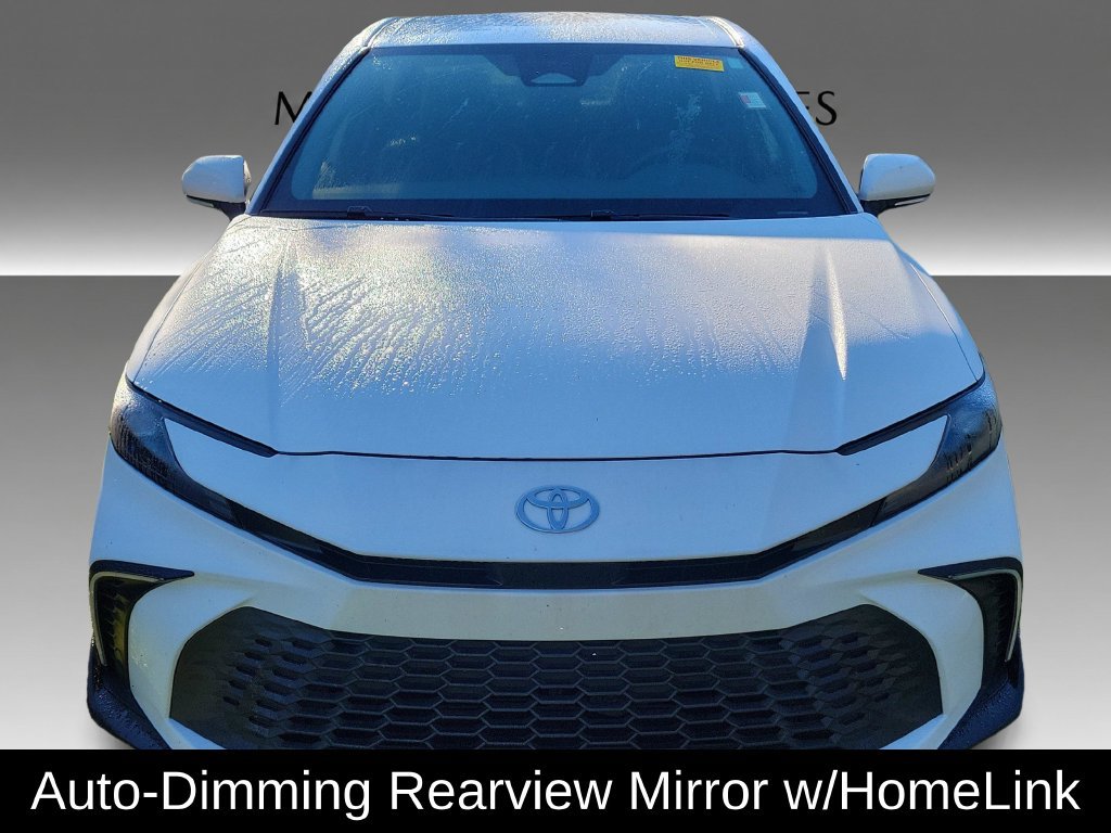 Used 2025 Toyota Camry SE w/ Convenience Package FWD image 7
