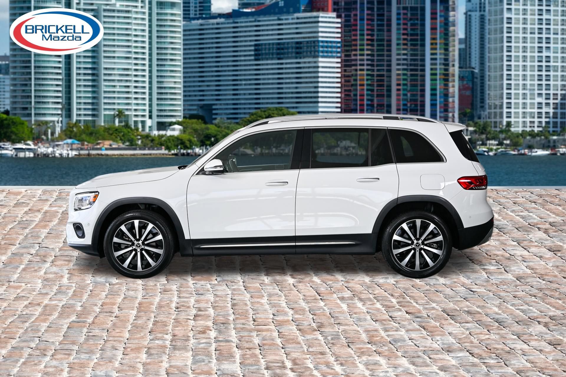Used 2022 Mercedes-Benz GLB 250 image 11