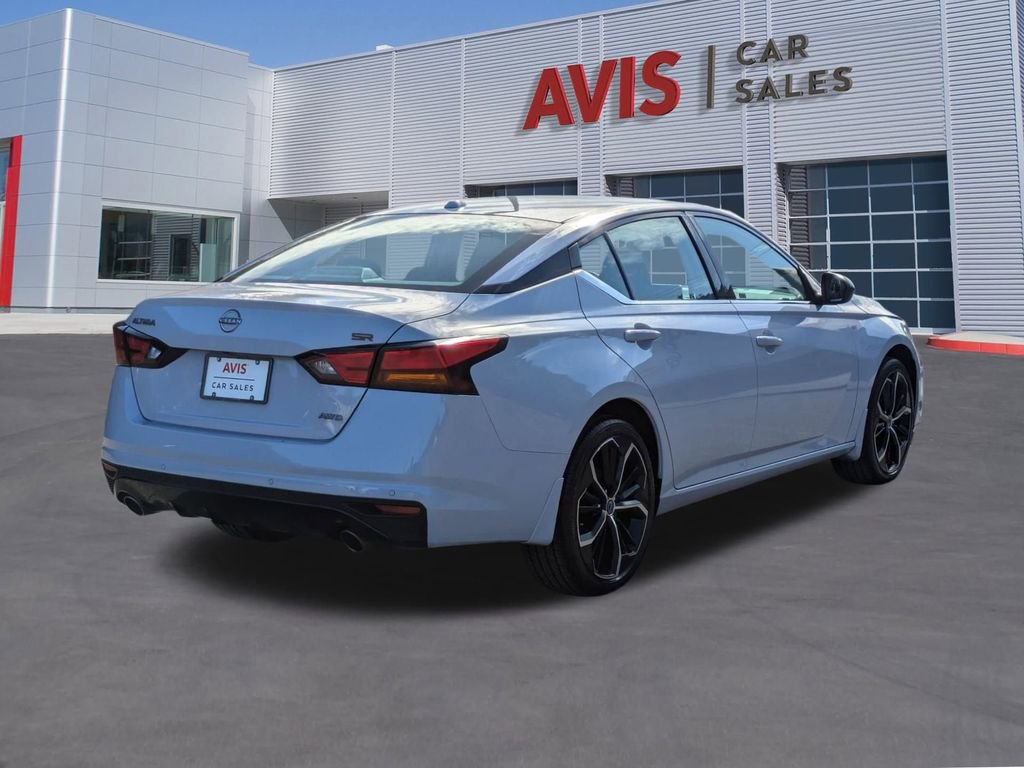 Used 2025 Nissan Altima 2.5 SR image 6
