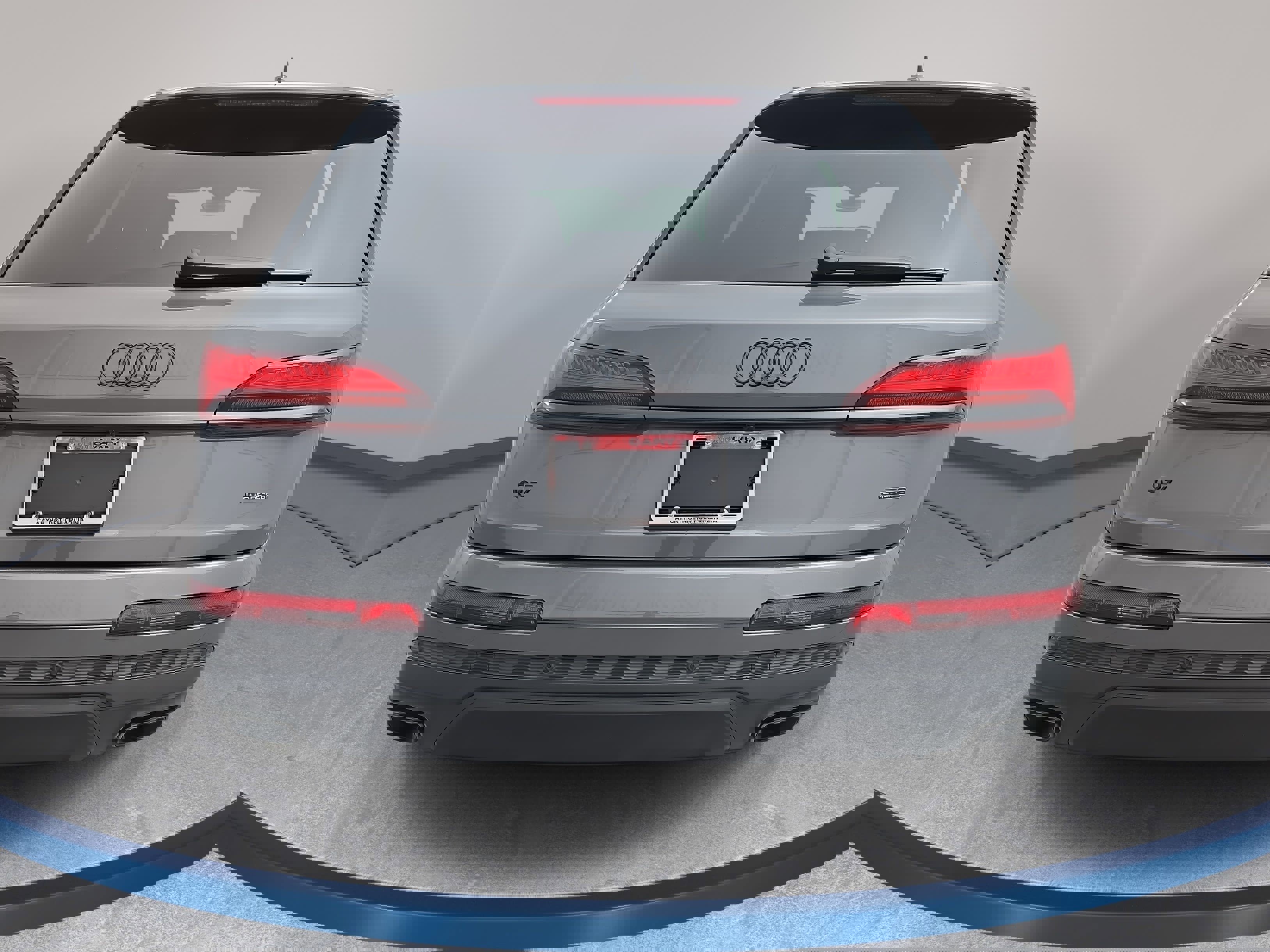 Used 2025 Audi Q7 2.0T Premium w/ Convenience Plus Package image 6