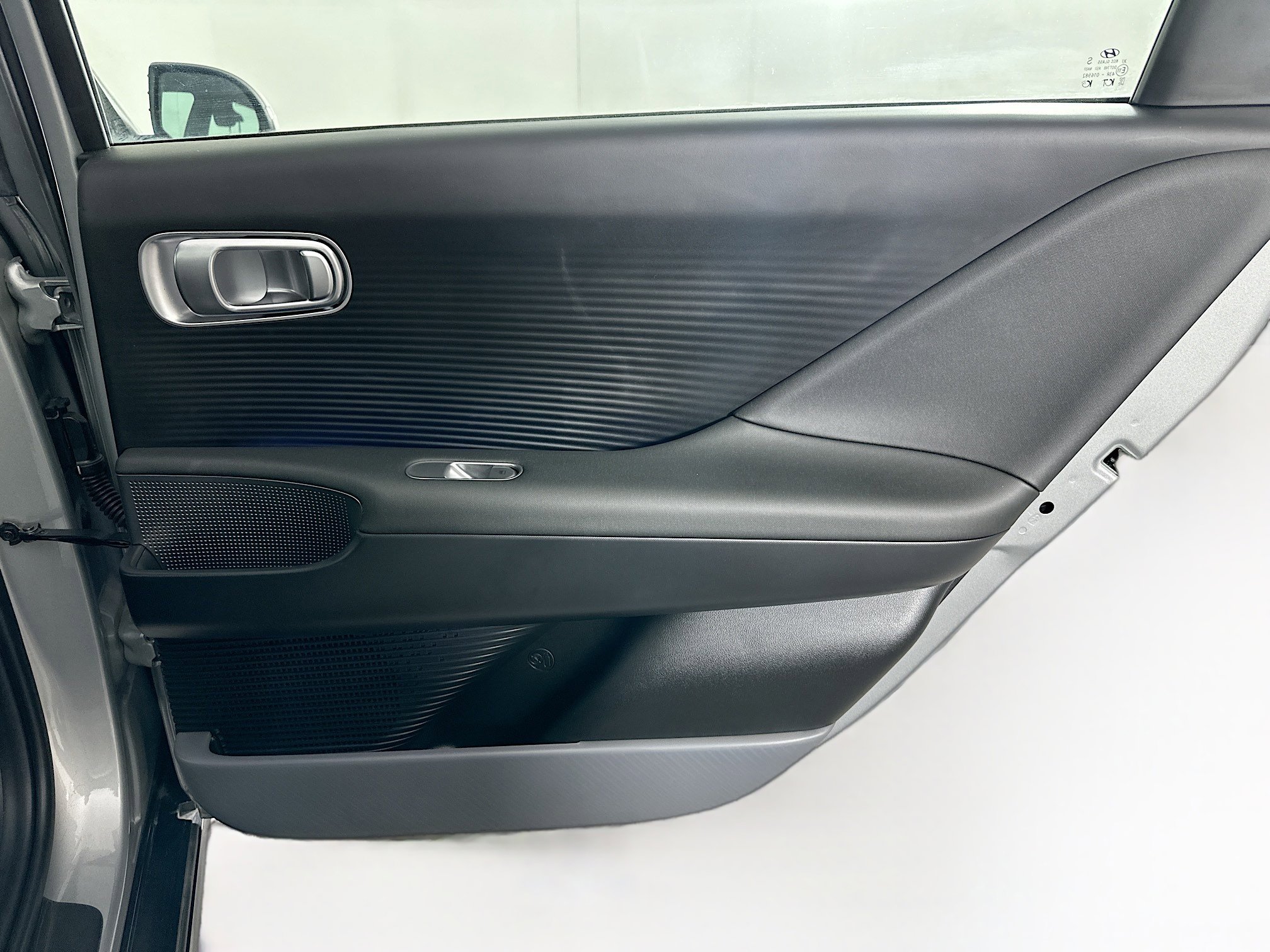 Used 2024 Hyundai Ioniq 6 SEL RWD image 30