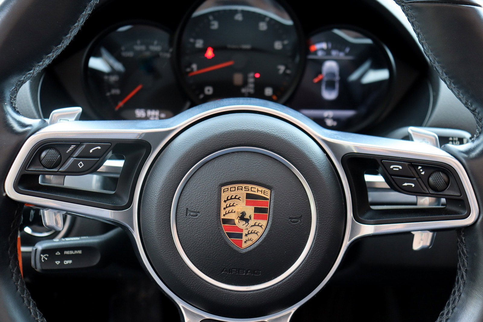 Used 2019 Porsche 718 Boxster RWD image 23