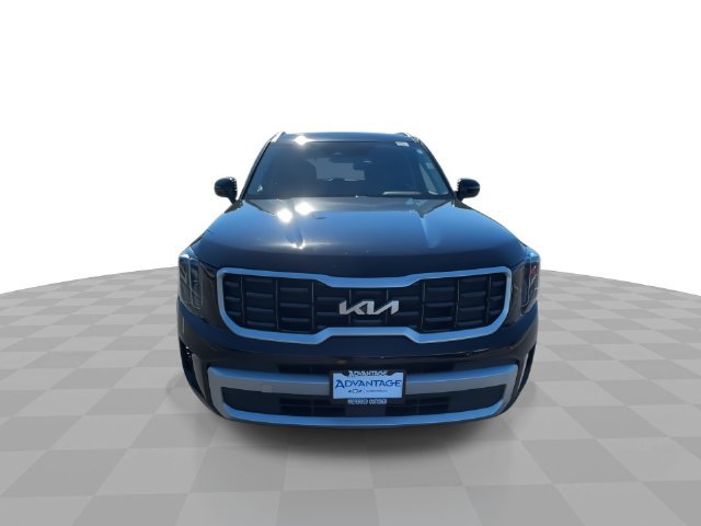 Used 2025 Kia Telluride S FWD image 3