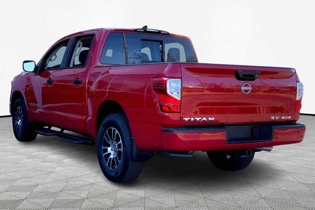 Used 2024 Nissan Titan SV w/ Accessory Utility Package image 4