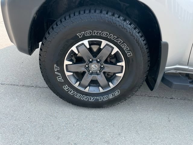 Used 2015 Nissan Xterra PRO-4X w/ Pro-4x Leather Package AWD/4WD image 29