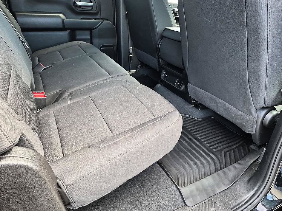 Used 2025 Chevrolet Silverado 2500 Custom AWD/4WD image 31