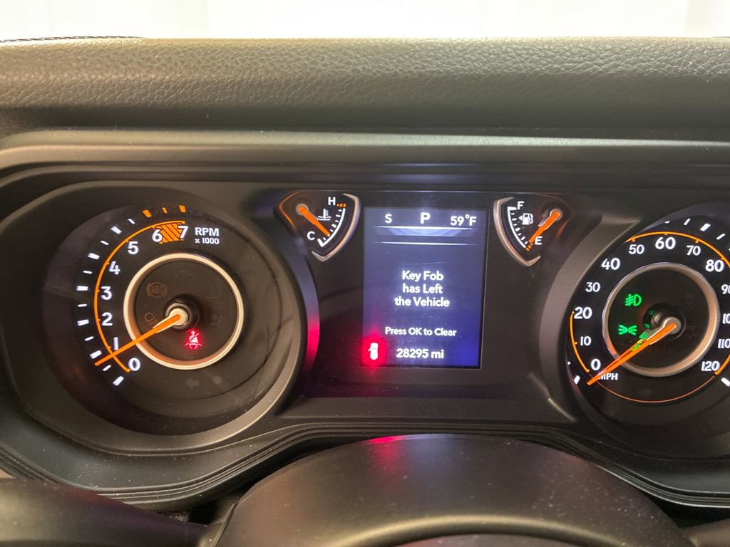 Used 2025 Jeep Wrangler Sport S AWD/4WD image 15