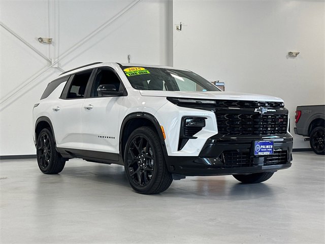 Certified 2025 Chevrolet Traverse RS