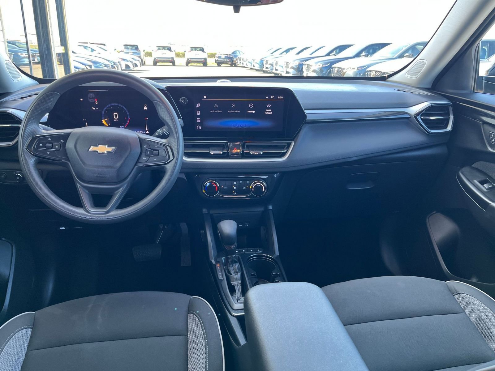 Used 2025 Chevrolet TrailBlazer LT image 30