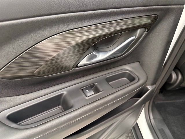 Used 2024 GMC Terrain SLE image 15