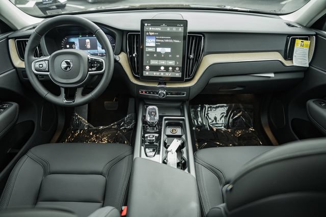 New 2026 Volvo XC60 T8 Plus w/ Protection Package Premier AWD/4WD image 20