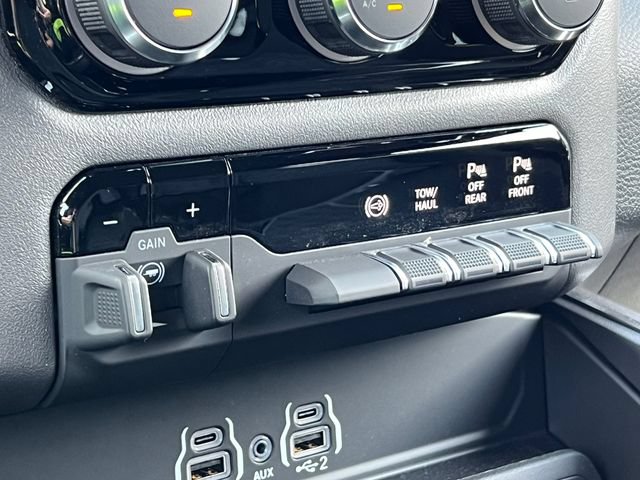 Used 2026 RAM 2500 Big Horn AWD/4WD image 35