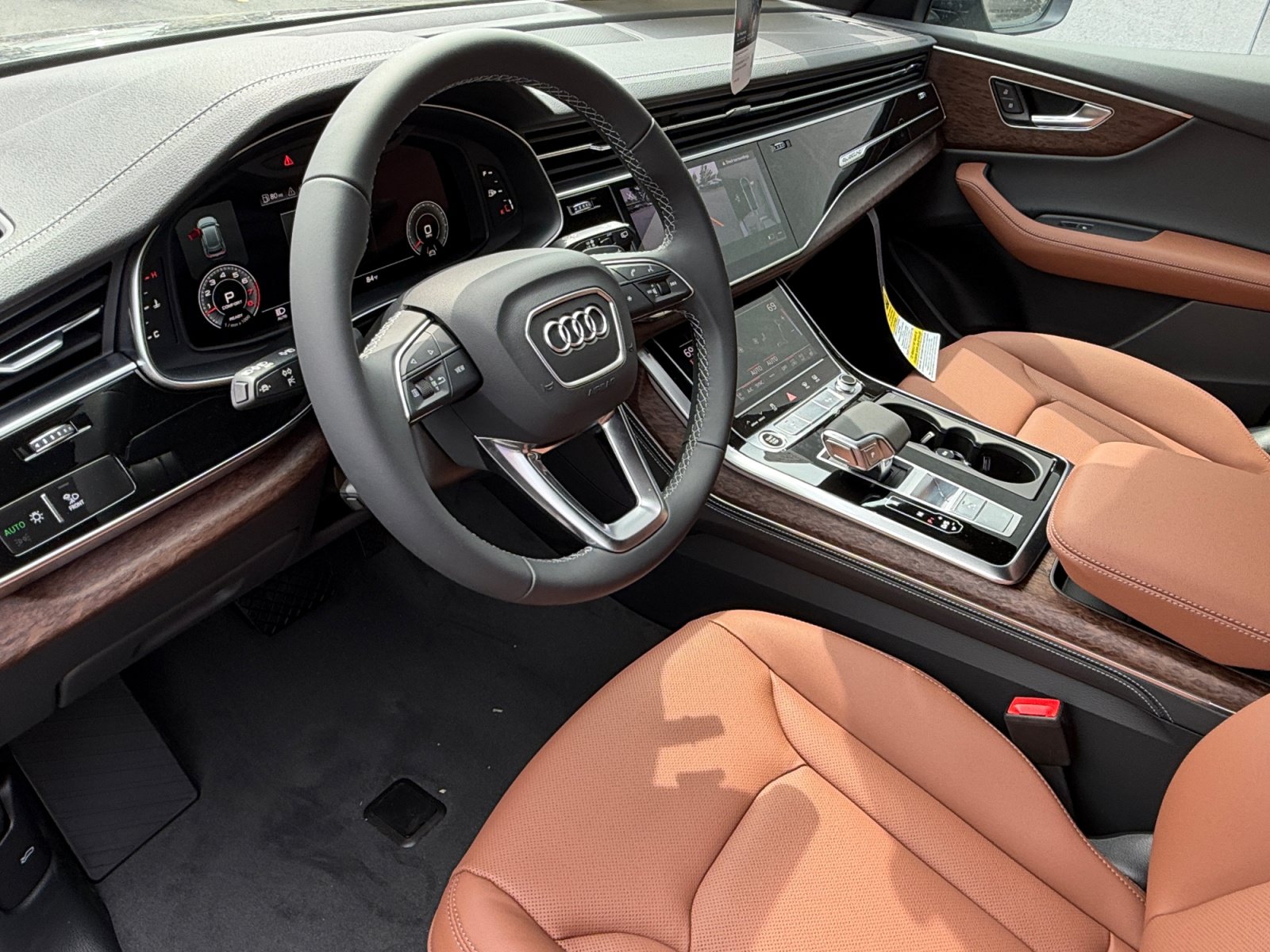 New 2026 Audi Q8 Premium Plus AWD/4WD image 4