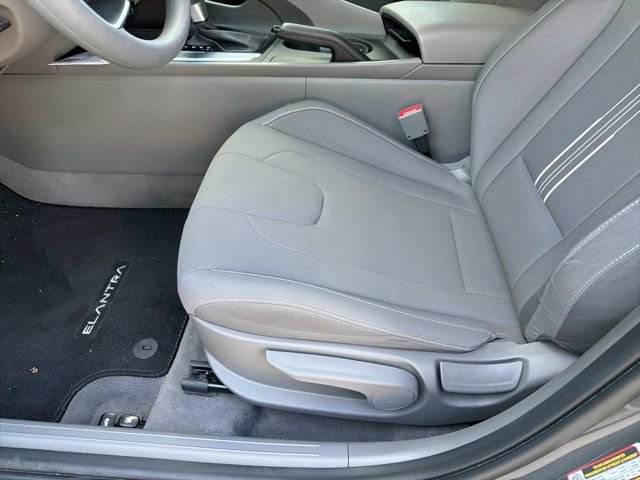 Certified 2023 Hyundai Elantra SEL w/ Cargo Package FWD image 7