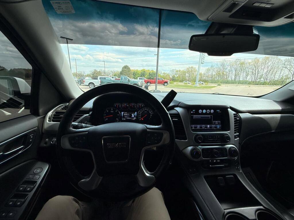 Used 2019 GMC Yukon SLT AWD/4WD image 13