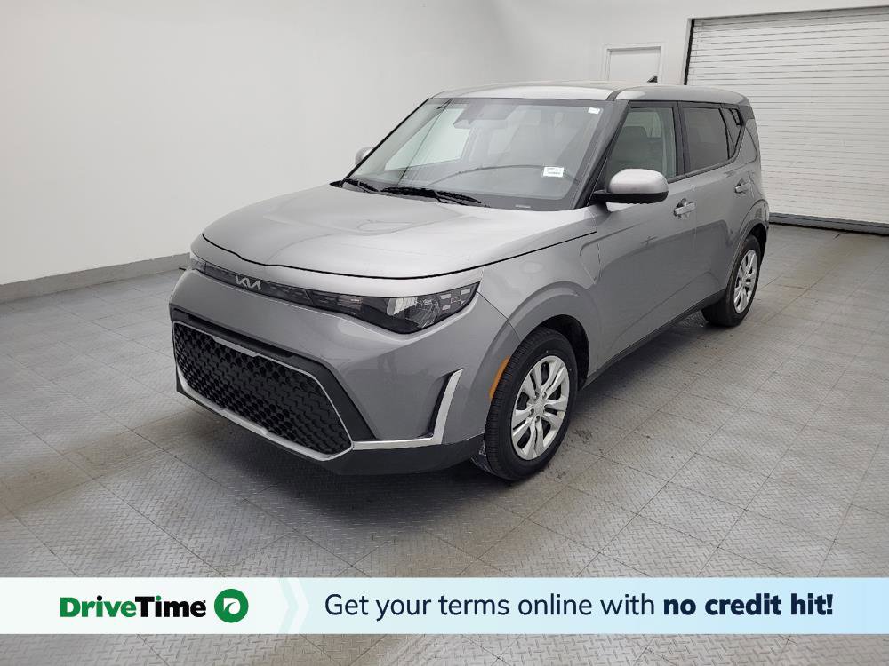 Used 2024 Kia Soul LX image 1