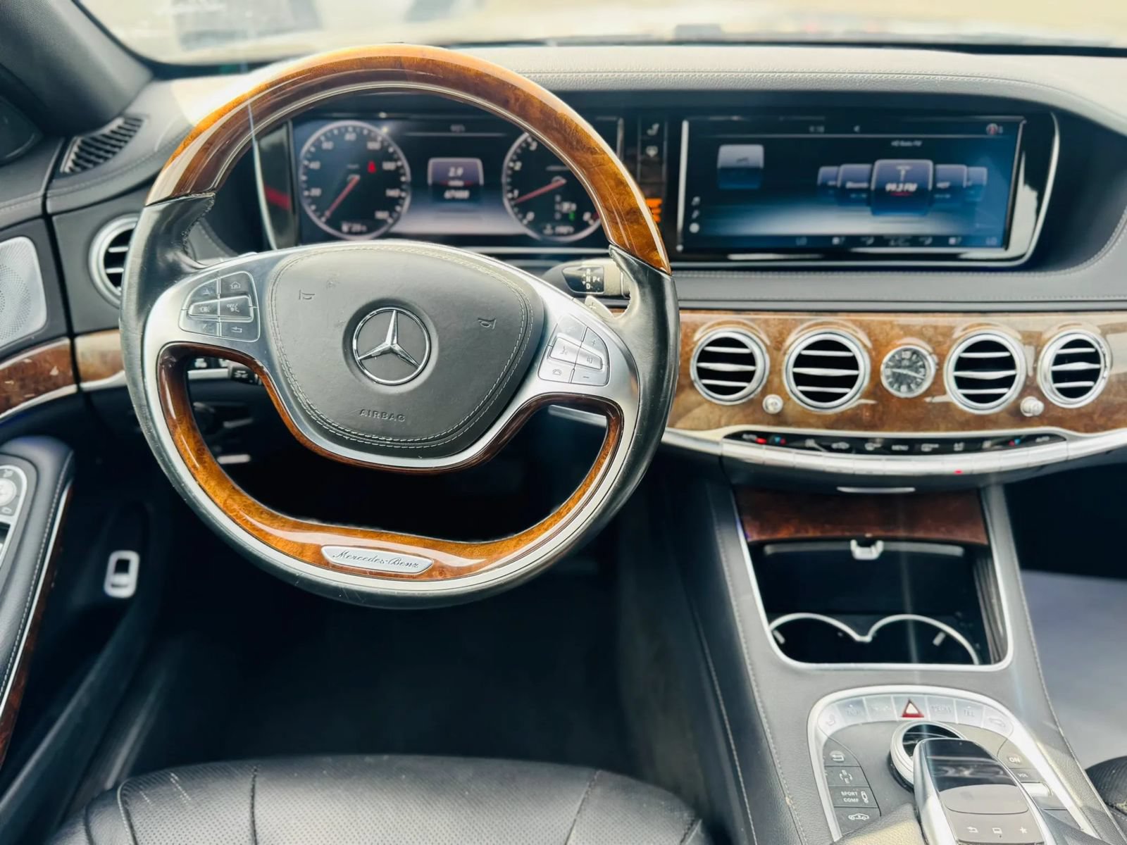 Used 2015 Mercedes-Benz S 550 4MATIC Sedan w/ Premium 1 Package image 22