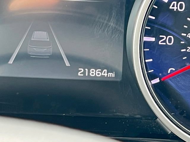 Certified 2024 Kia Carnival EX FWD image 38