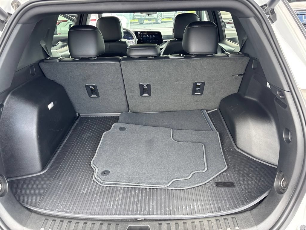 Used 2026 Chevrolet Equinox LT w/ Convenience Package II FWD image 28