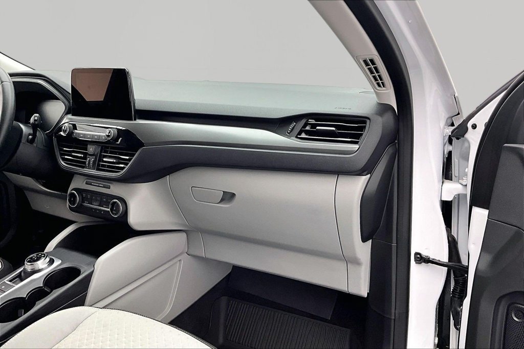 Certified 2023 Ford Escape Active w/ Cold Weather Package FWD image 17