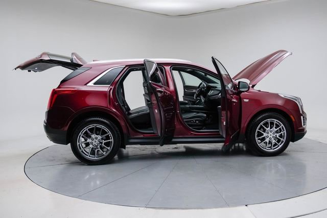 Used 2017 Cadillac XT5 Platinum w/ Driver Assist Package image 14