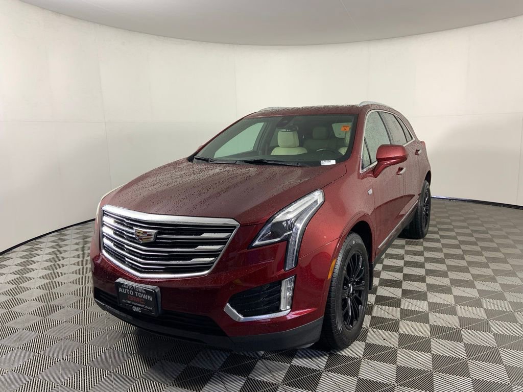 Used 2018 Cadillac XT5 Luxury w/ Driver Awareness Package FWD image 5
