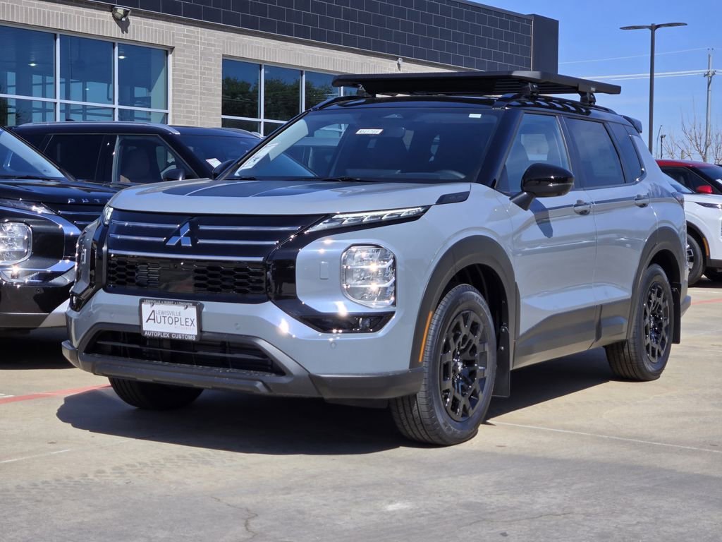 New 2026 Mitsubishi Outlander Trail Edition image 2