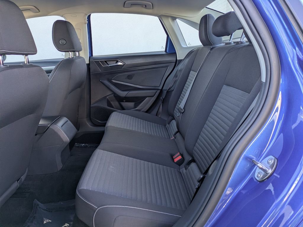 Used 2022 Volkswagen Jetta S image 16