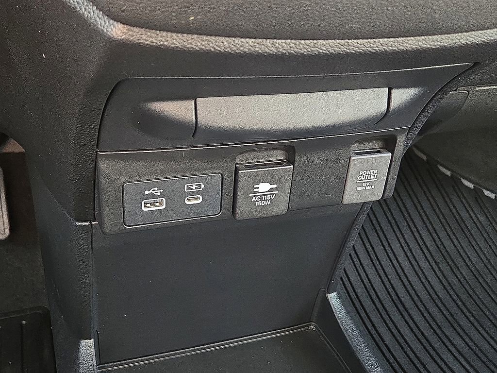 Used 2025 Honda Odyssey Touring image 30