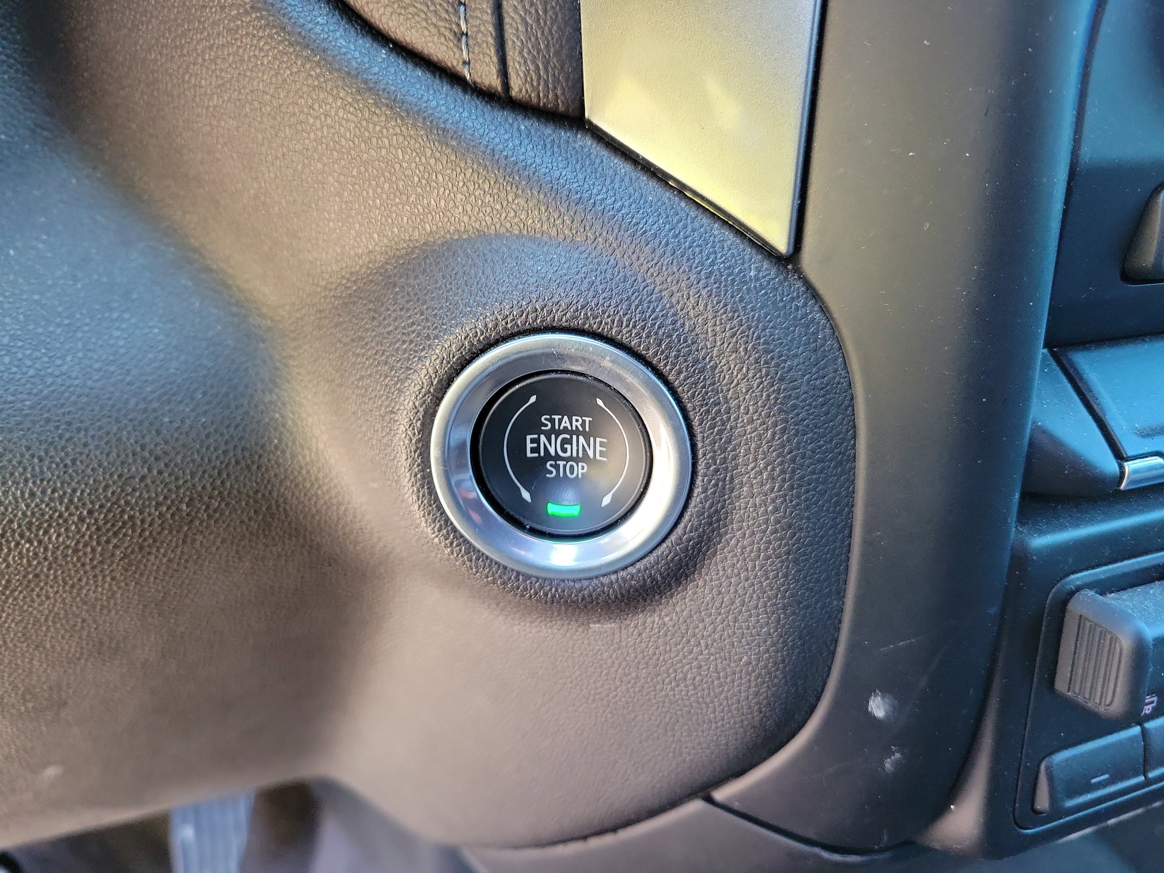 Used 2019 Chevrolet Silverado 1500 RST image 14