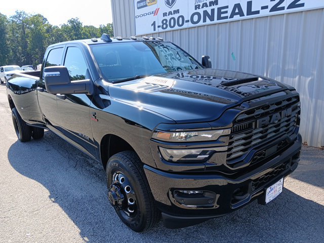 New 2026 RAM 3500 Big Horn AWD/4WD image 1