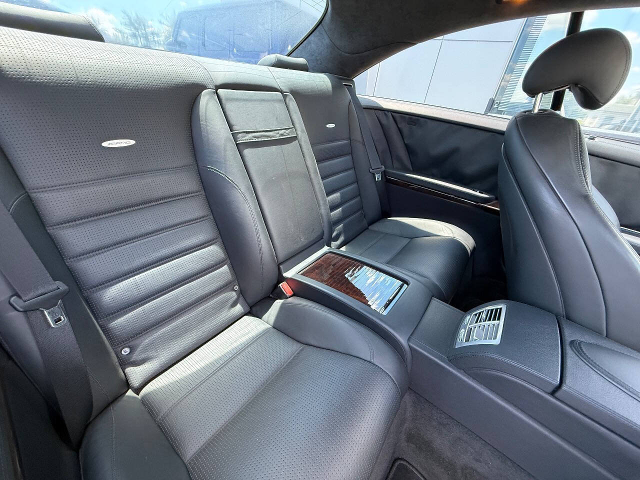Used 2012 Mercedes-Benz CL 63 AMG image 14