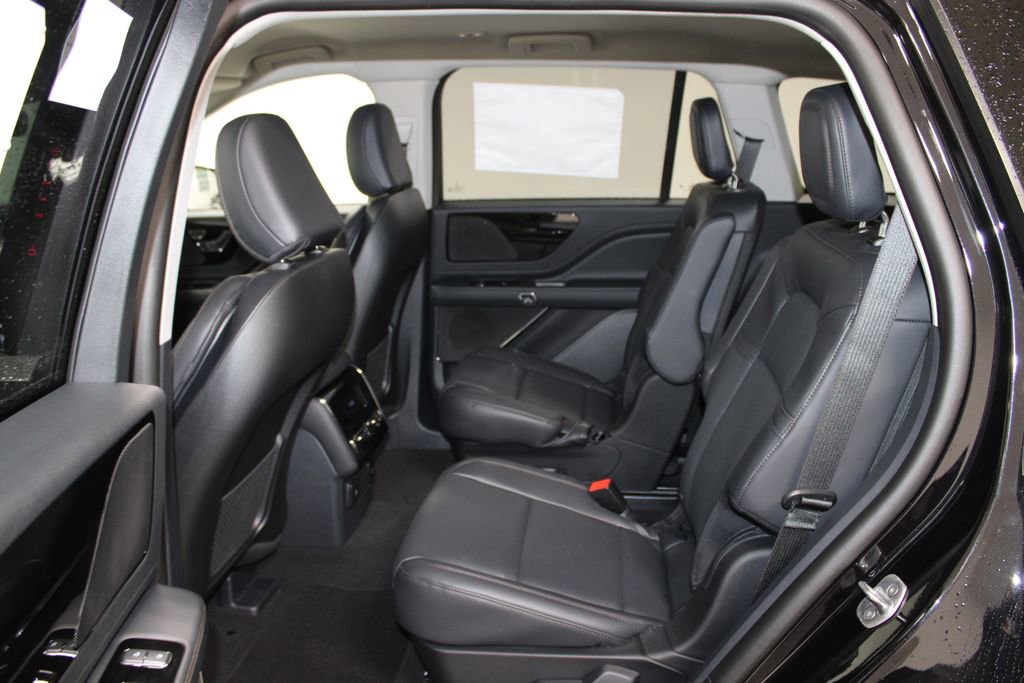 New 2026 Lincoln Aviator AWD image 25