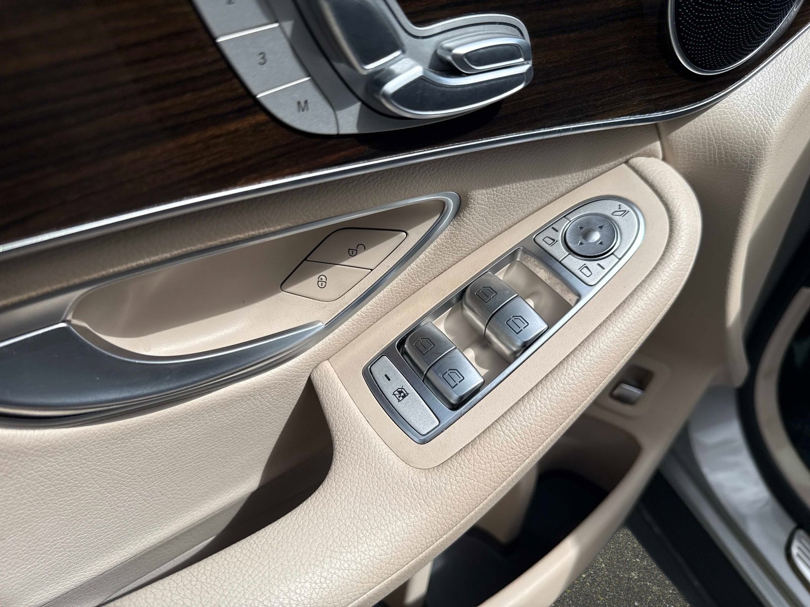 Certified 2020 Mercedes-Benz GLC 300 image 19