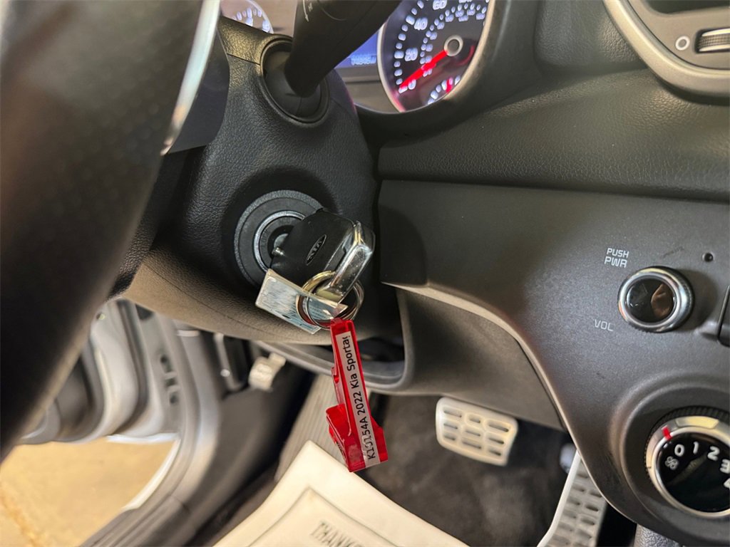 Certified 2022 Kia Sportage Nightfall Edition image 29