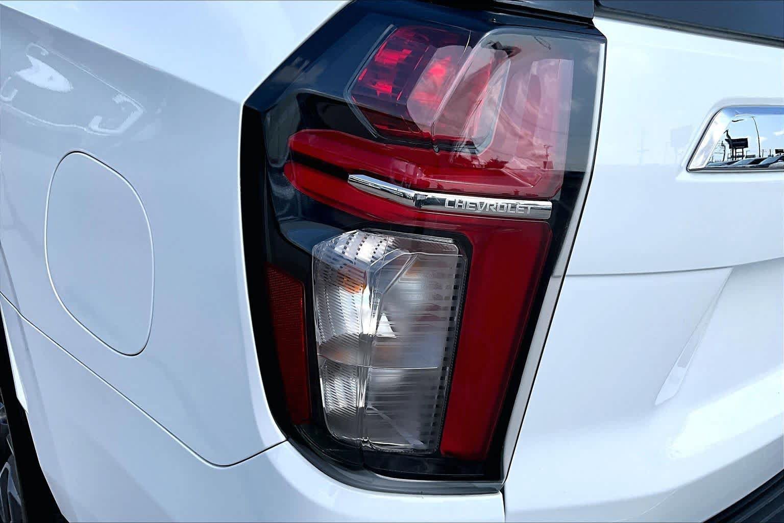 Used 2022 Chevrolet Tahoe LT w/ Luxury Package RWD image 29