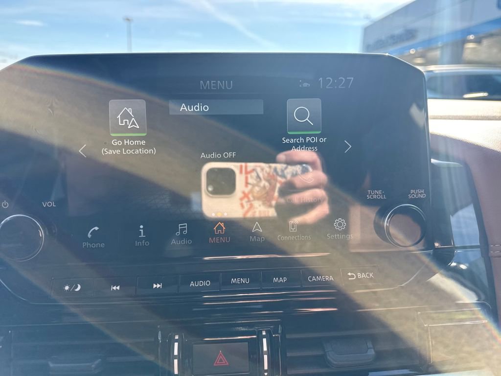 Used 2024 Nissan Pathfinder Platinum w/ Black Appearance Package image 24