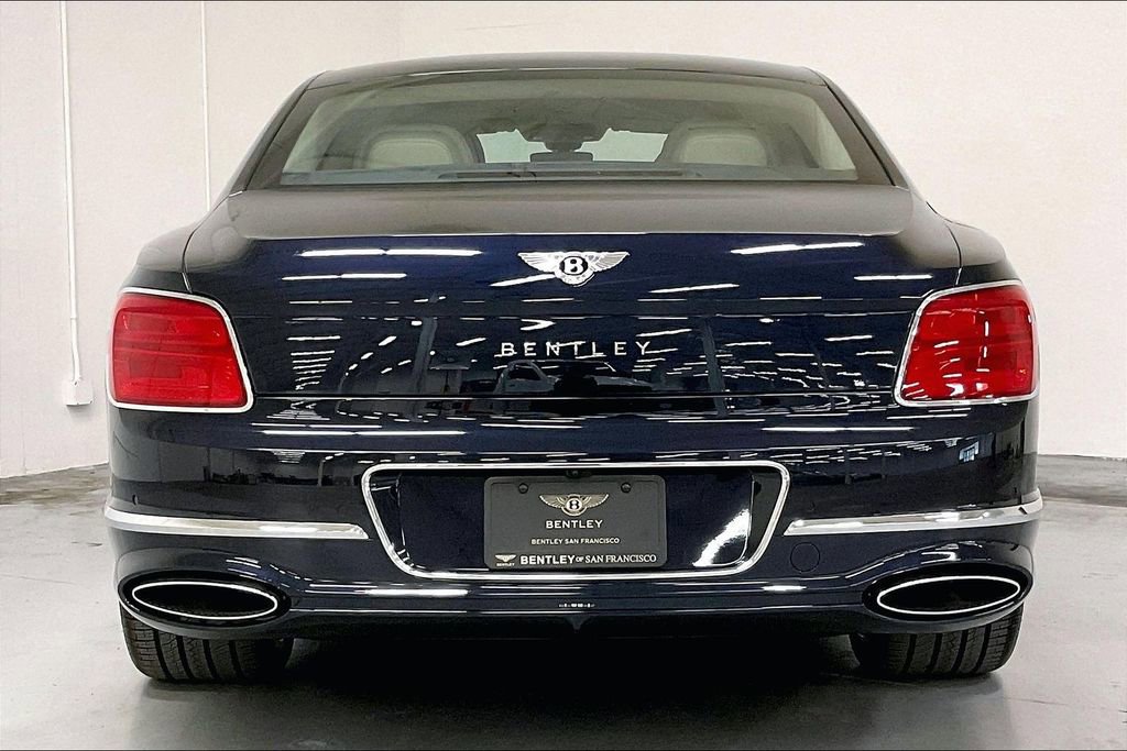 New 2026 Bentley Flying Spur Plug-In Hybrid image 5