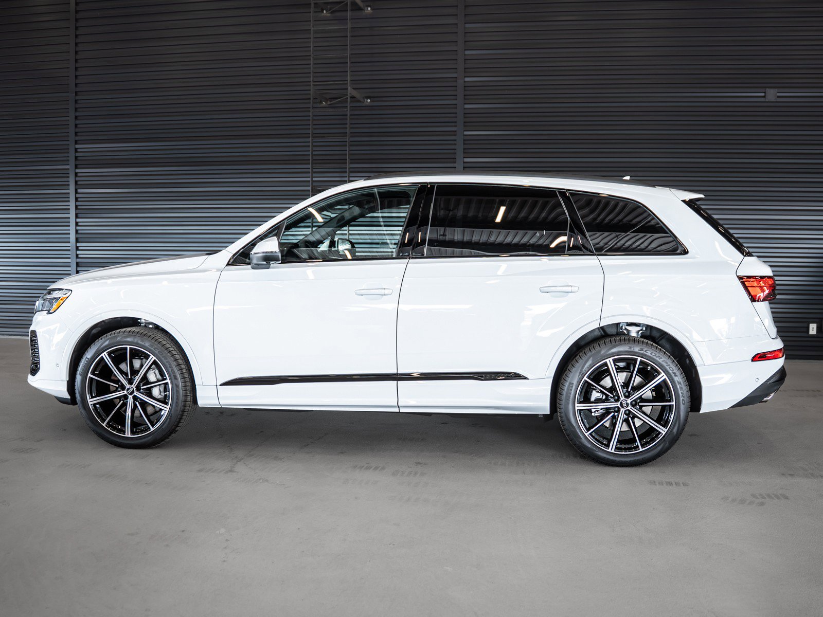 New 2026 Audi Q7 2.0T Premium Plus image 14