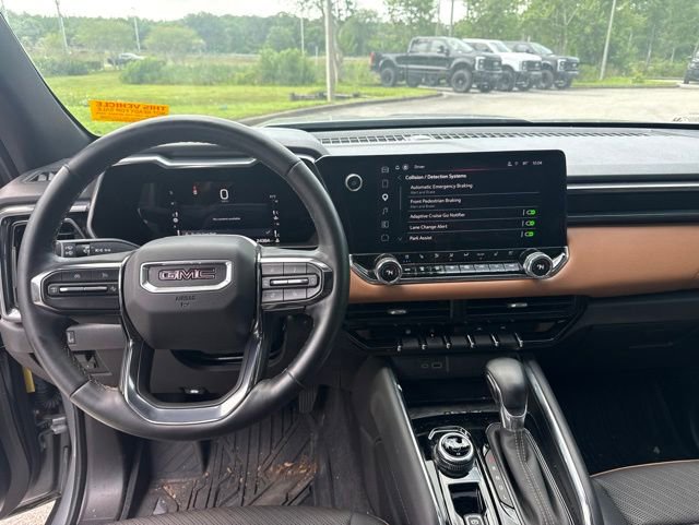 Used 2023 GMC Canyon AT4 w/ AT4 Premium Package AWD/4WD image 12