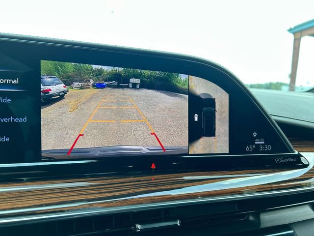 Used 2021 Cadillac Escalade Premium Luxury w/ Driver Assist Tech Package AWD/4WD image 14