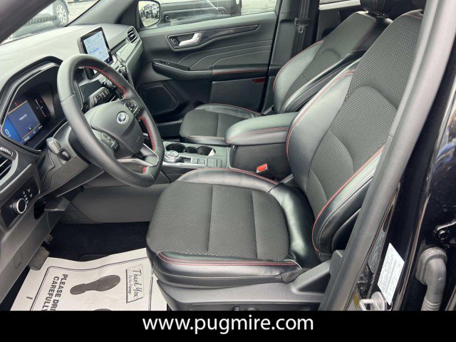 Used 2025 Ford Escape ST-Line image 9