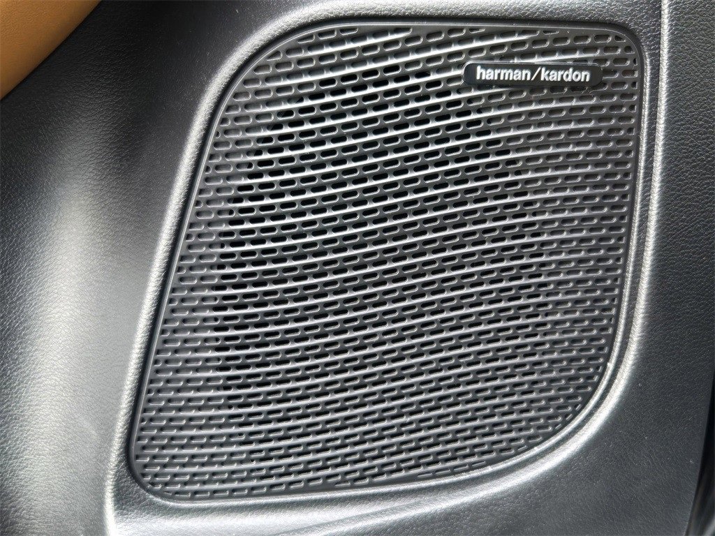 Used 2021 Chrysler Pacifica Pinnacle image 22